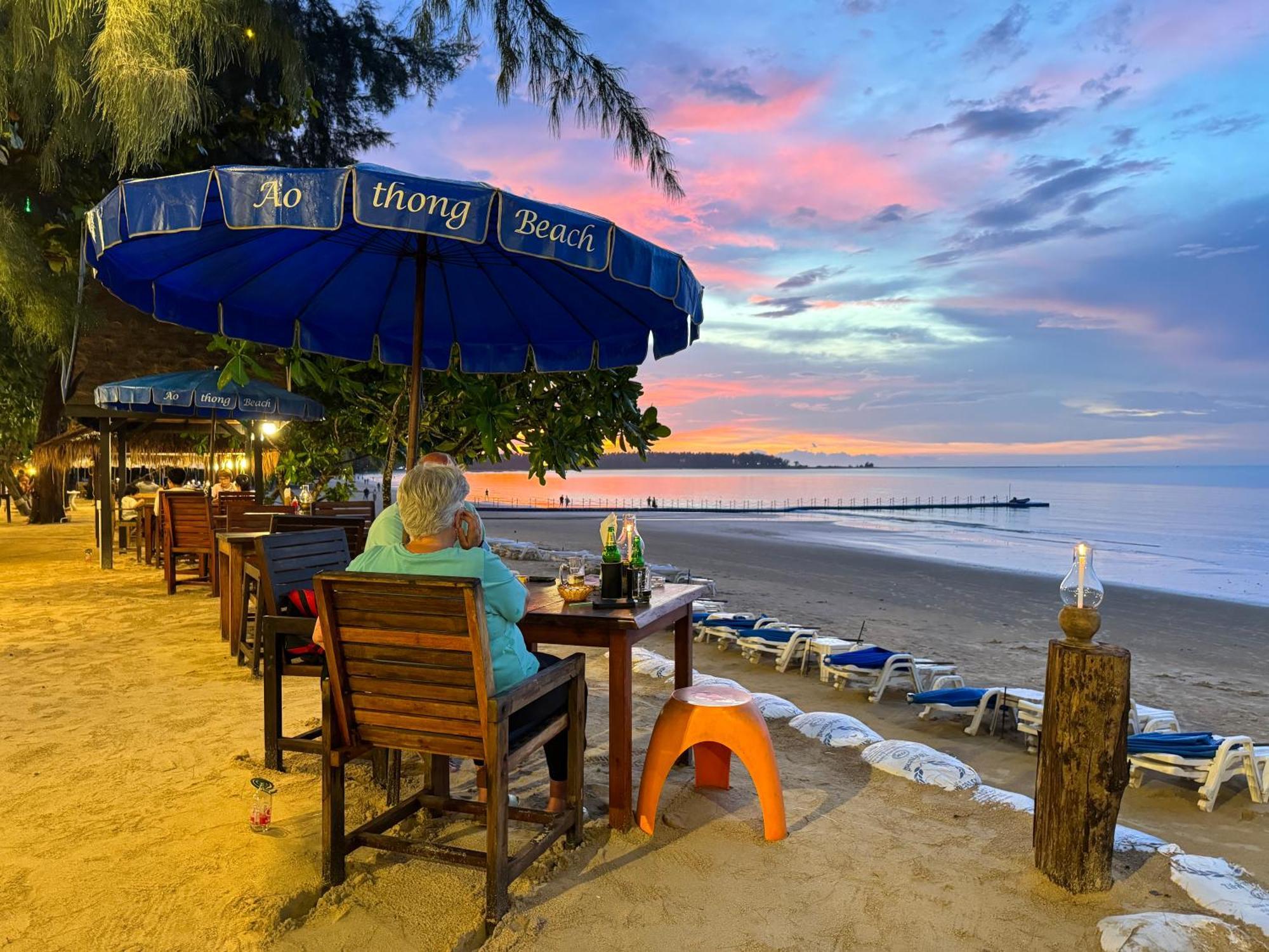 Ao Thong Beach Resort Кхаулак Экстерьер фото